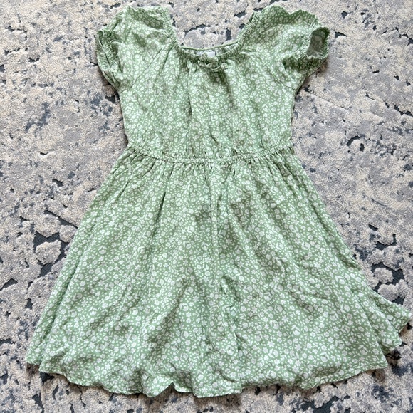 Epic Threads Other - Epic Threads Light Green Floral Kids Dress